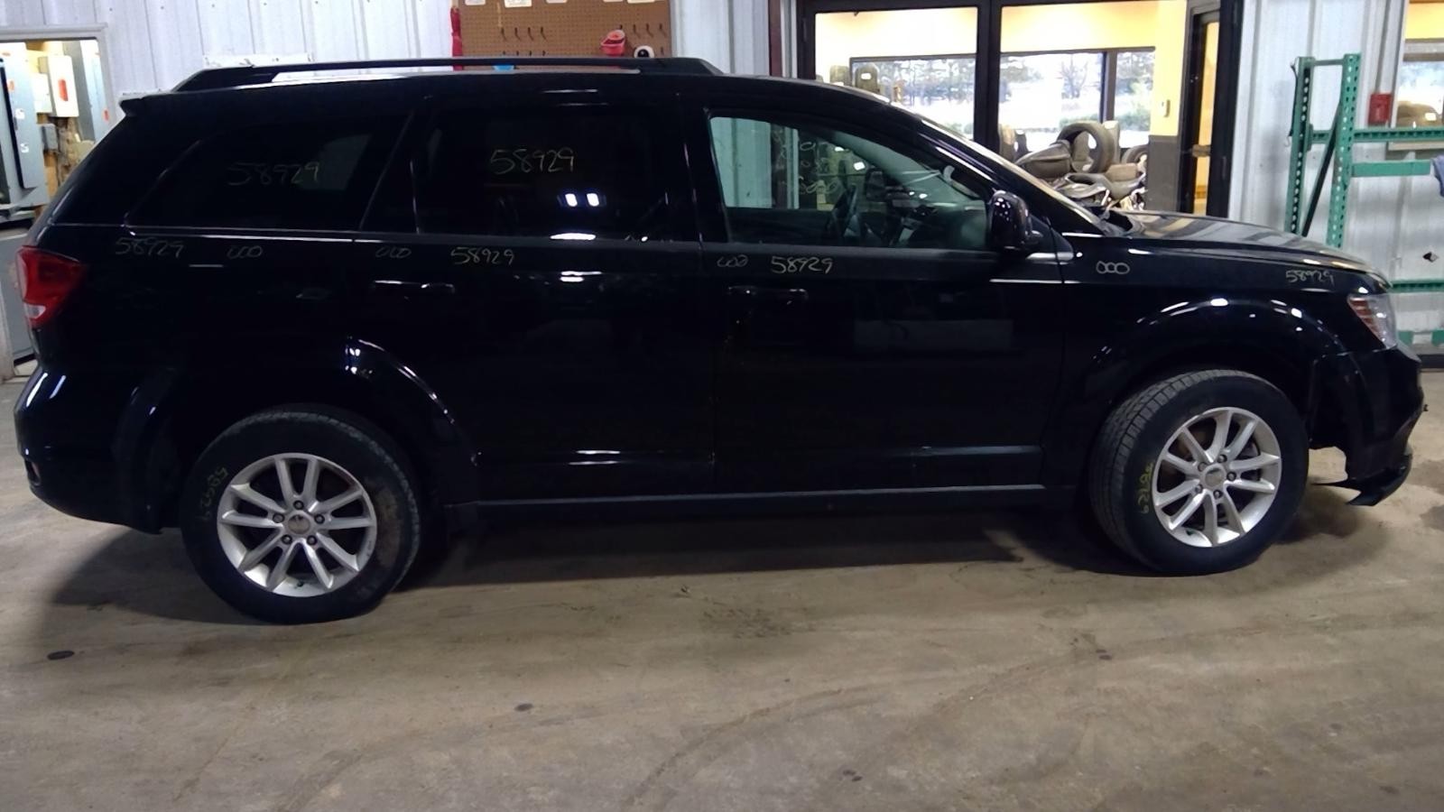 Used Right Door Mirror fits: 2015 Dodge Journey Power manual folding heated pain