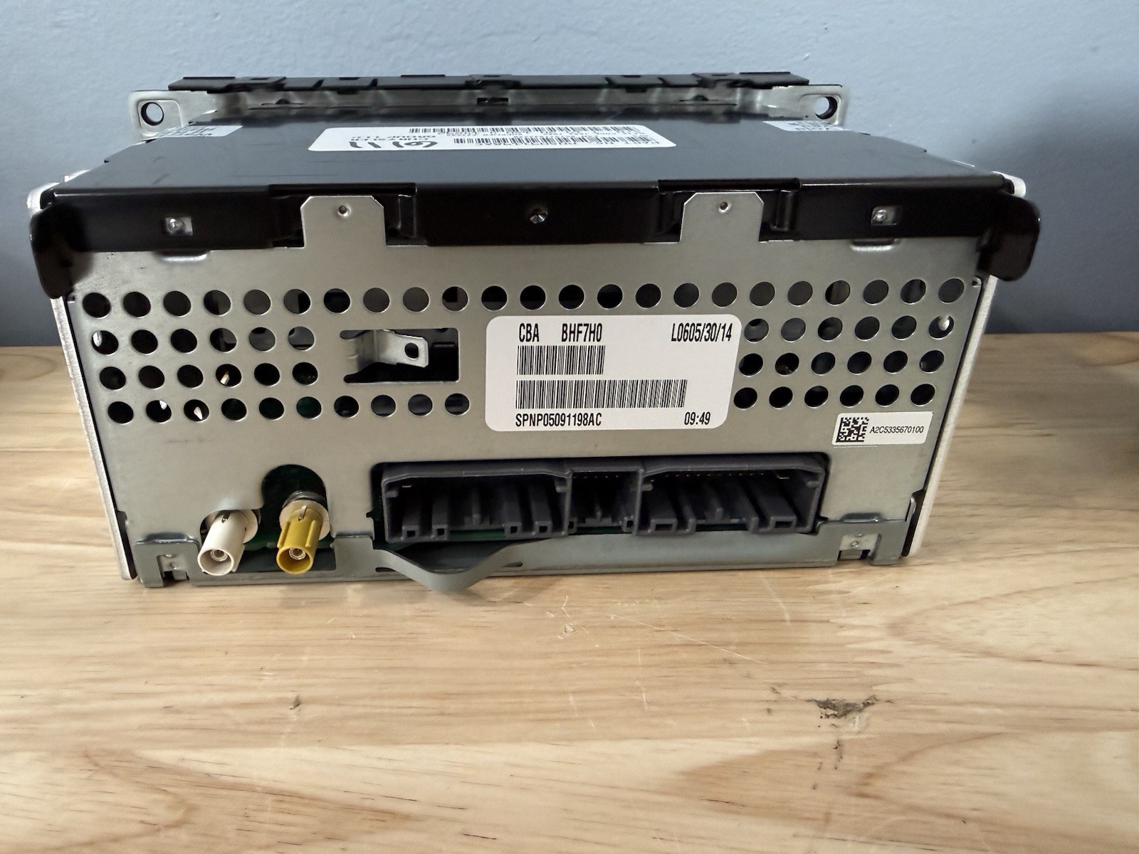 2007-2017 Jeep Dodge JK Chrysler Sirius Aux MP3 AM/FM Radio P05091197AC OEM