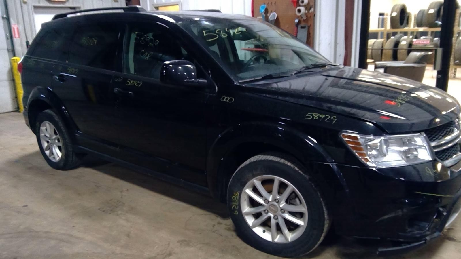 Used Right Door Mirror fits: 2015 Dodge Journey Power manual folding heated pain