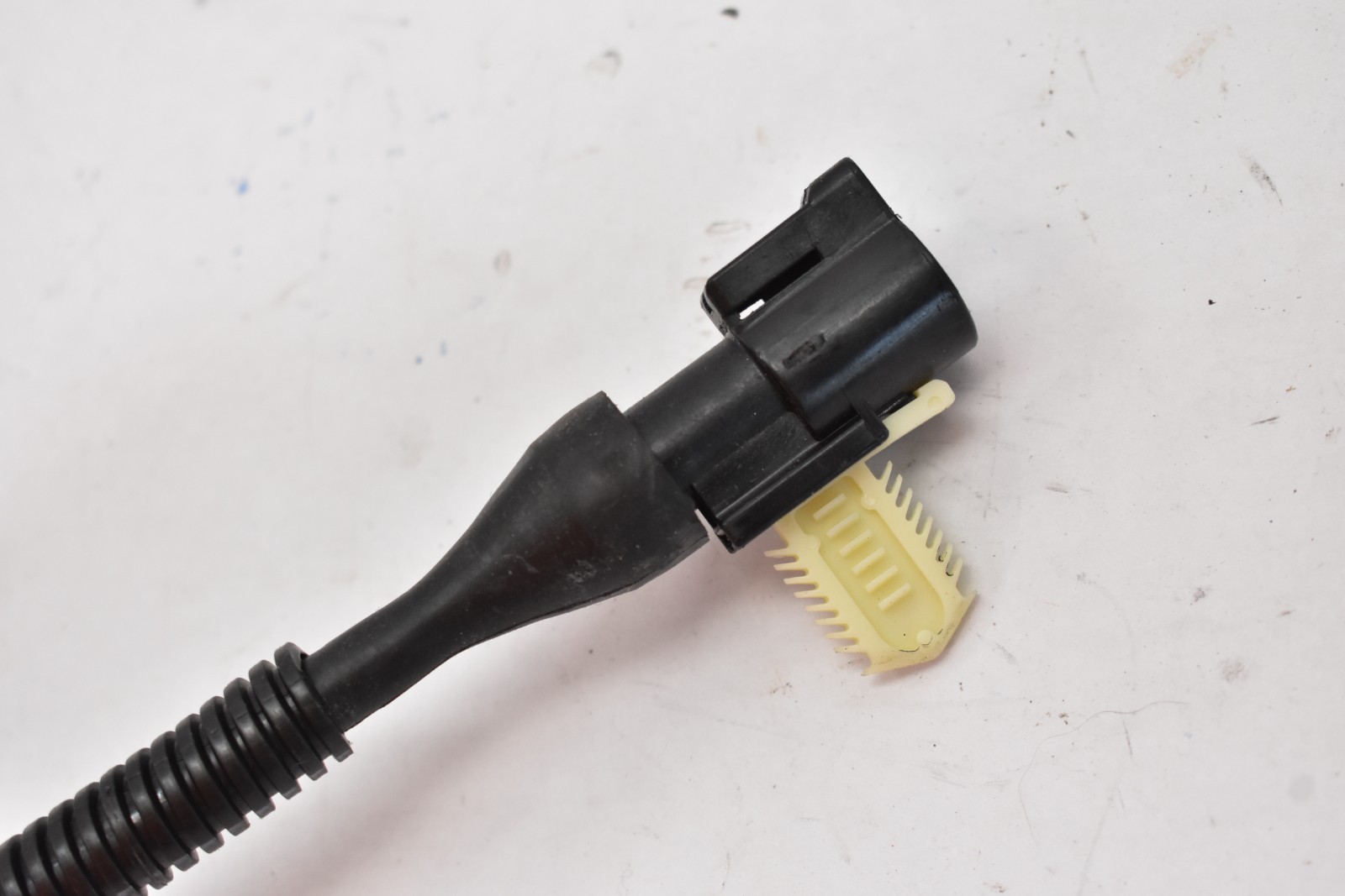Sensor Assembly Compatible With Ford 1C3Z-2C190-AB Automotive Replacement