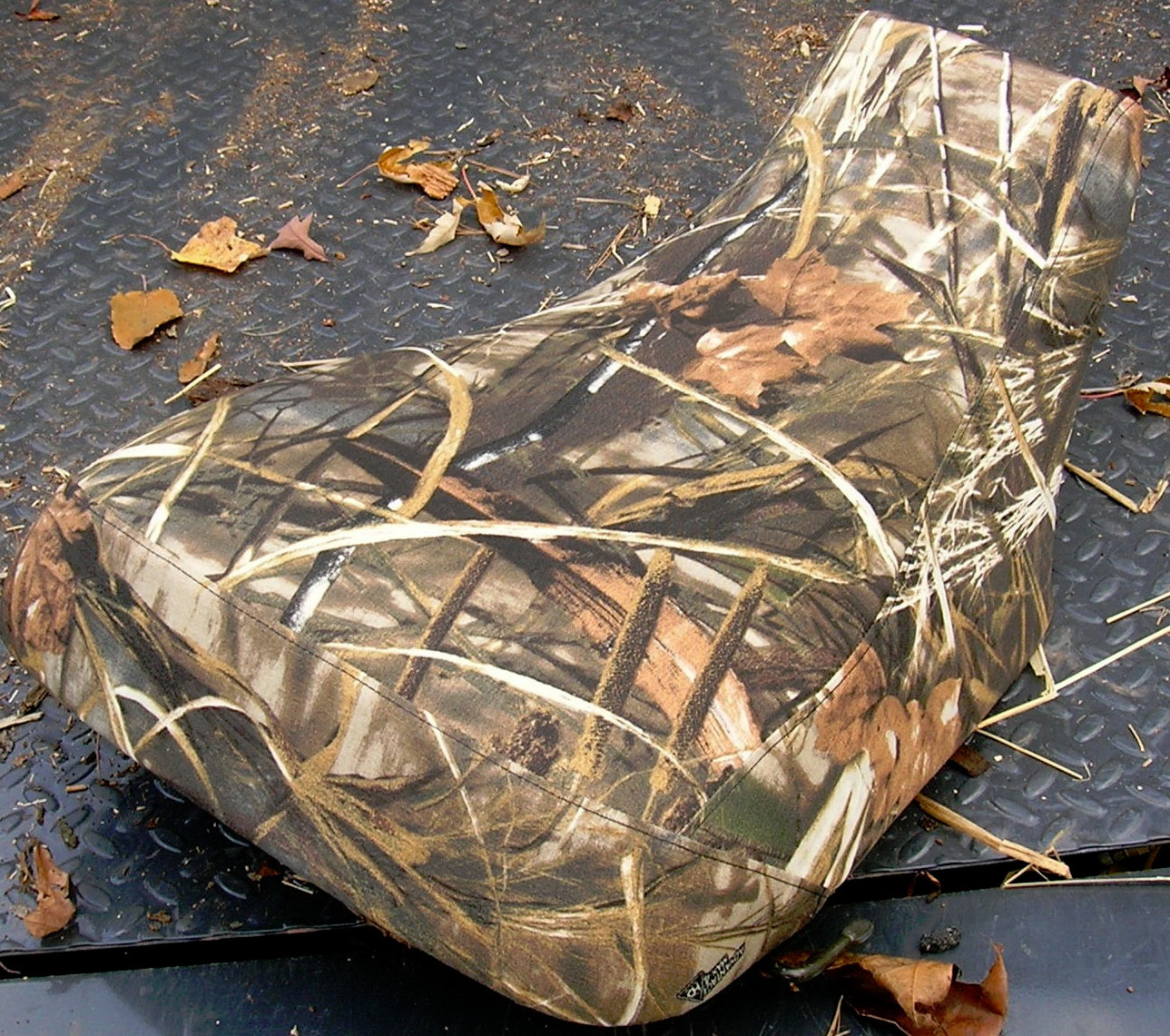 SUZUKI QUADRUNNER 500 SEAT COVER MAX-4 CAMO RT/CA FITS ALL YEARS