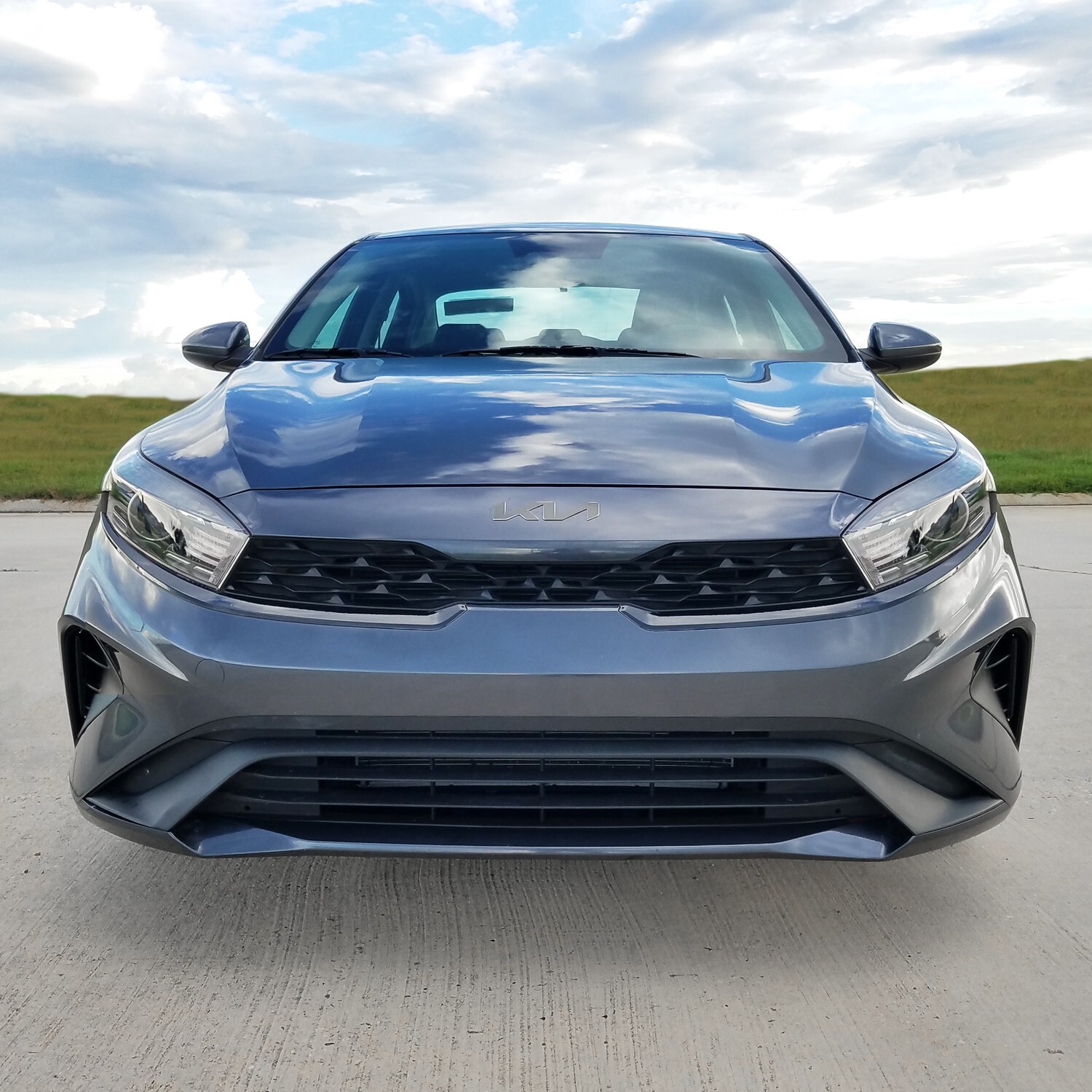 Chrome Delete Blackout Vinyl Overlay for 2022+ Kia Forte Grill Trim