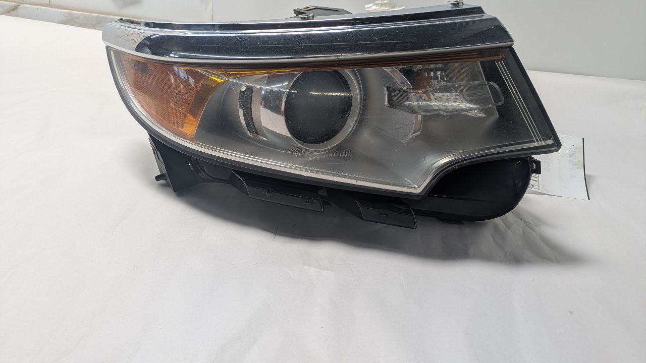 Passenger Headlight Halogen Bright Background Fits 11-14 EDGE 472282