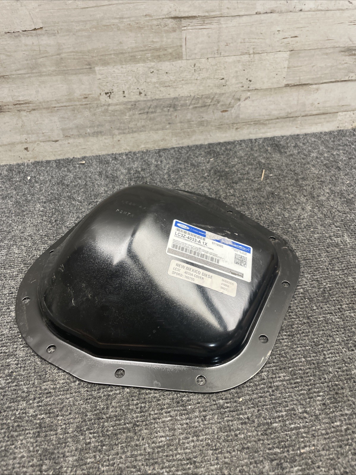 Genuine Ford Differential Cover LC3Z4033A