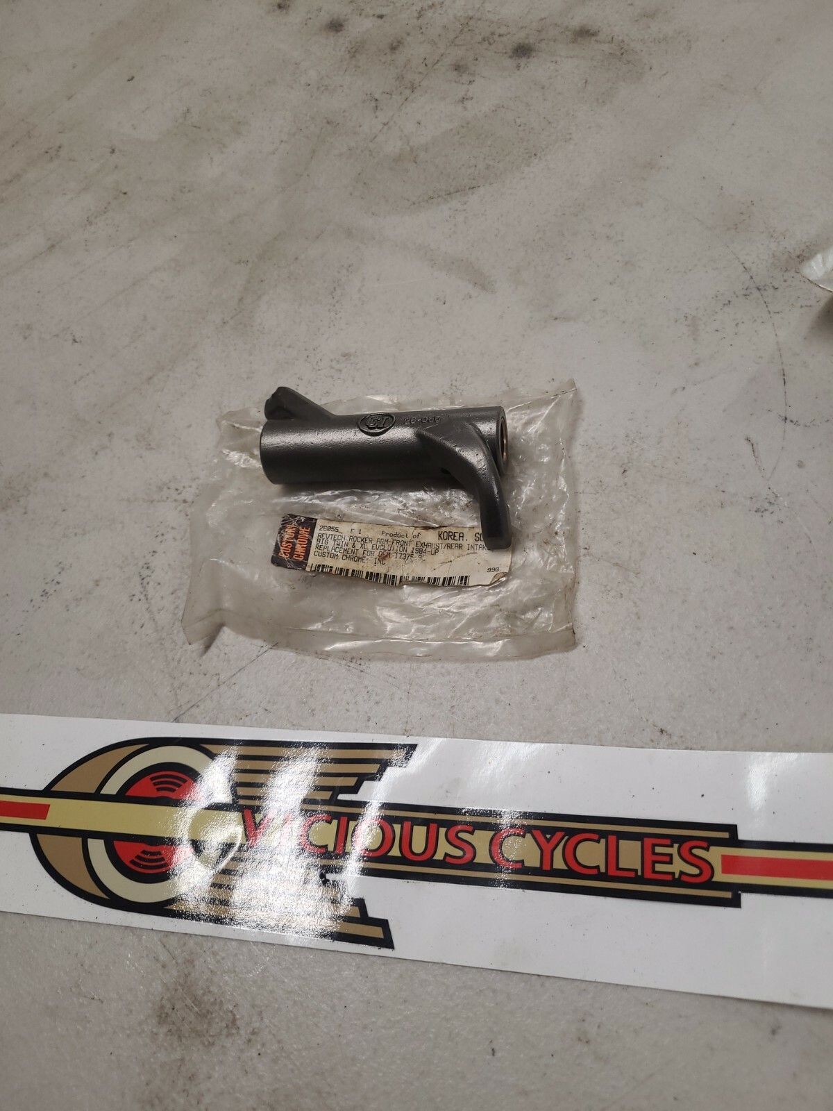Custom Chrome Revtech FORGED ROCKER ARM front exhaust rear intake 26055 17375-83