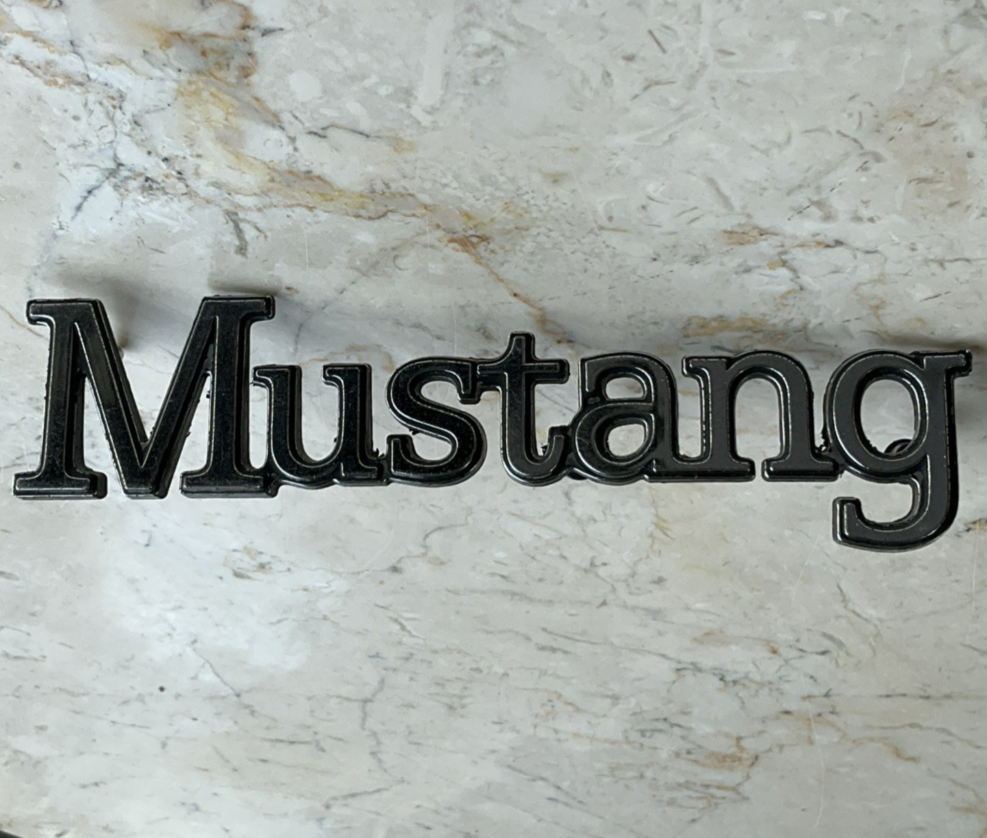 Original Ford Mustang Emblem with 3-prongs, 5″ X 1″ 65-72 OEM Chrome silver
