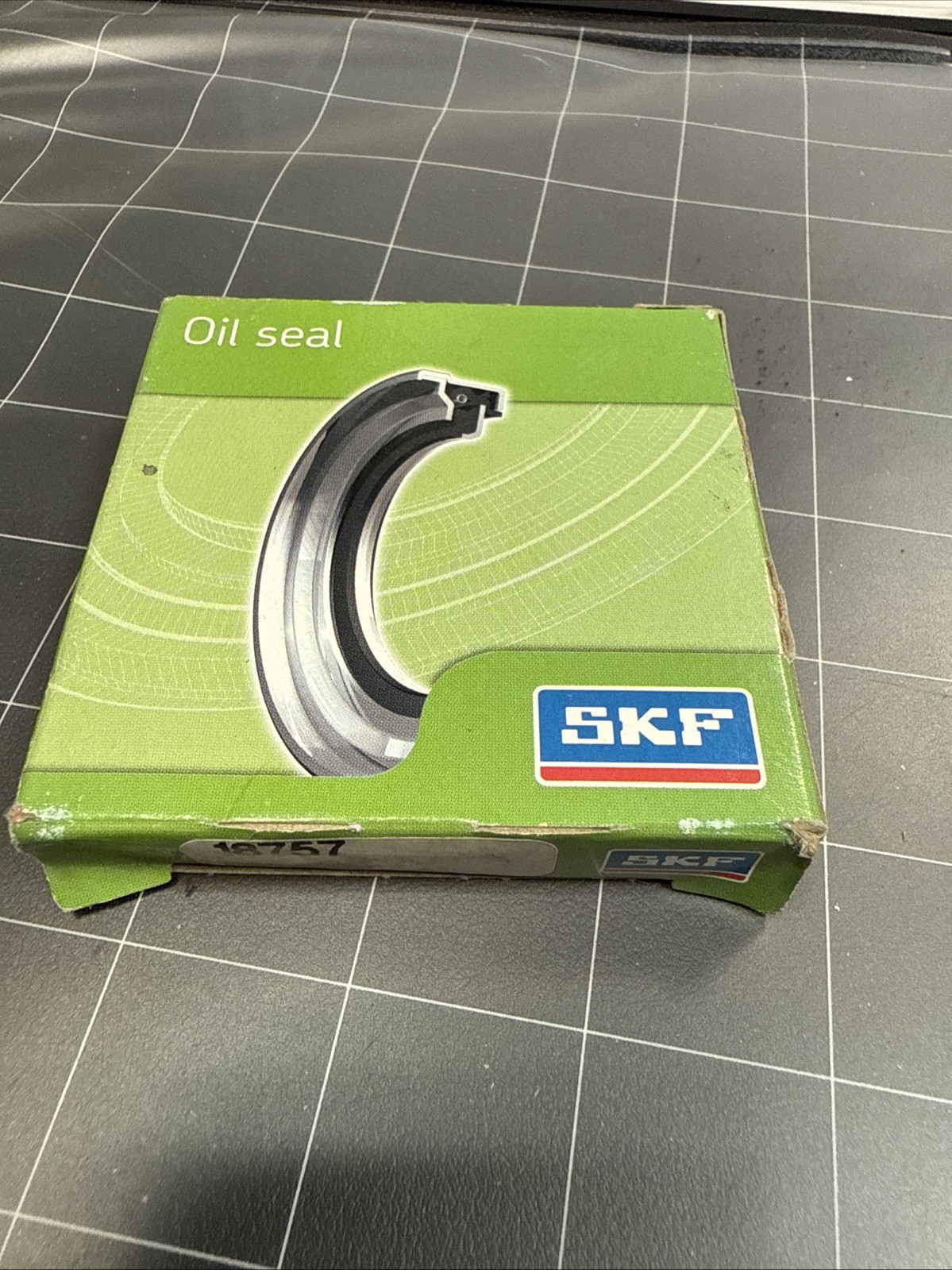 SKF 18757 Engine Timing Cover Seal , Made In USA 🇺🇸 , Free Shipping !