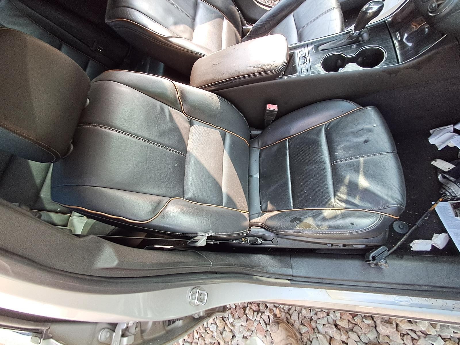 Used Instrument Panel Air Bag fits: 2018 Chevrolet Impala front passenger knee G
