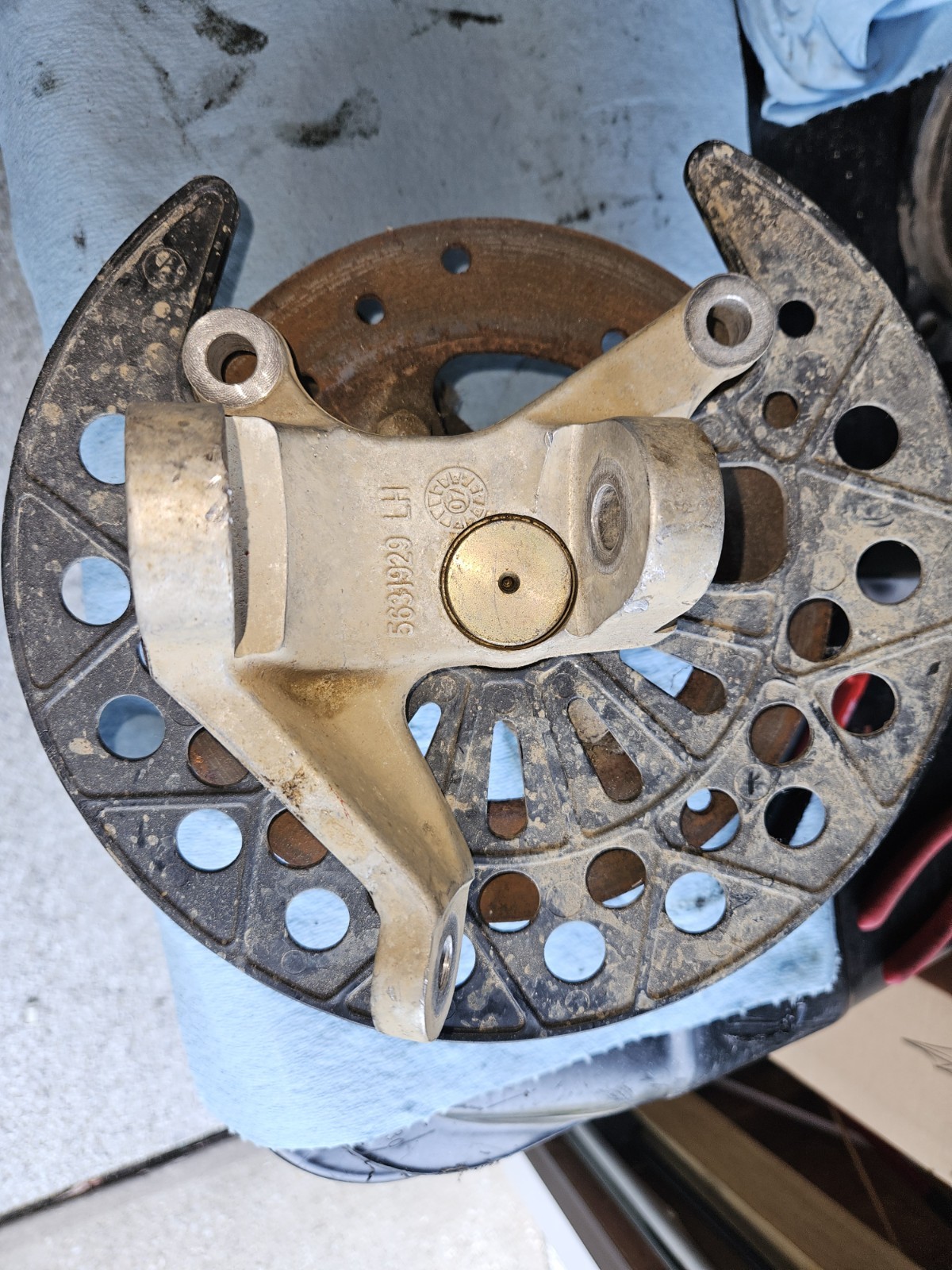 Polaris Outlaw 525 Left Front Spindle And Hub! Used In Good Condition.