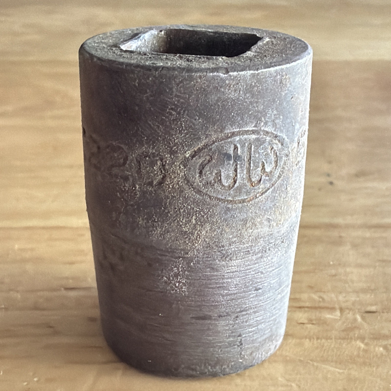 Walden Worcester 5/8″ Shallow Impact Socket 1/2″ Drive 6 Point 220 PD Vintage