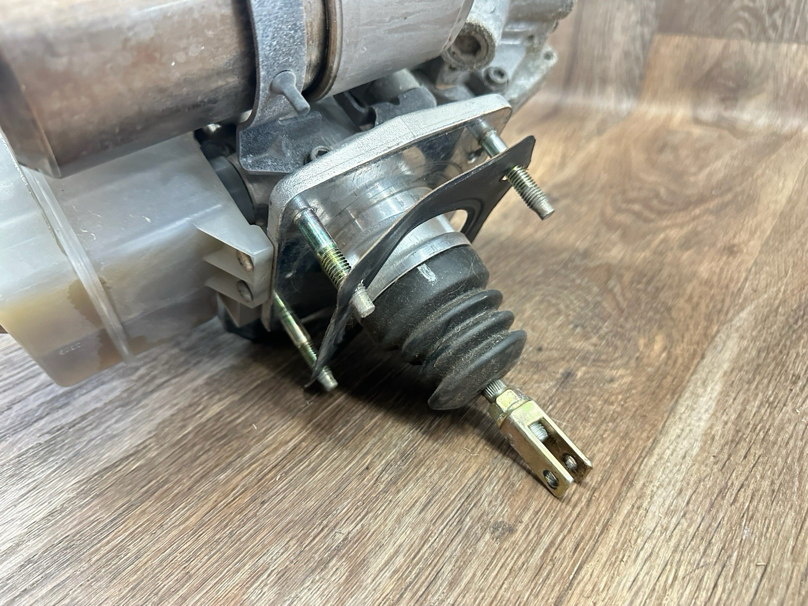 2005-2009 Toyota 4Runner ABS Anti-Lock Brake Pump Actuator Module OEM