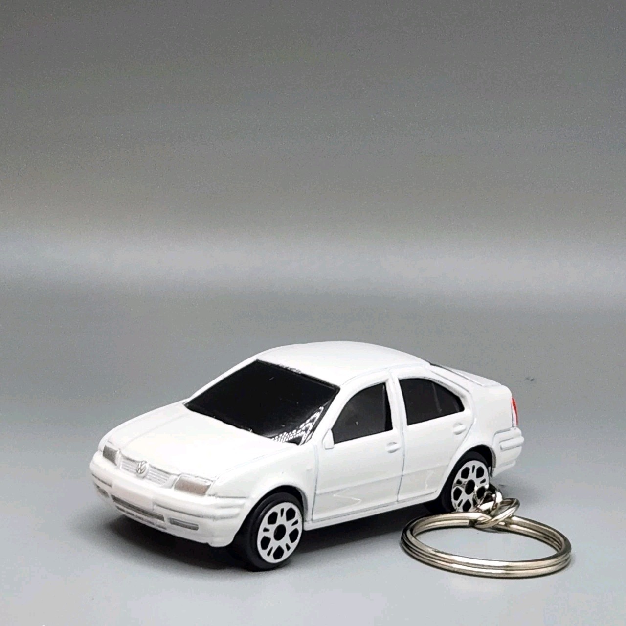 1999-2005 Volkswagen Jetta MK4 White Custom 1/64 Scale Diecast ? GREAT GIFT?