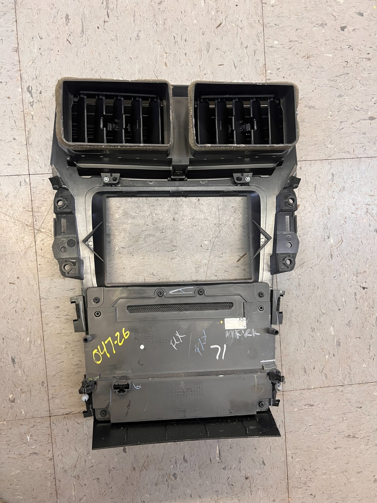 2013 Ford Explorer Radio Control Panel Assembly OEM 30 Days Warranty