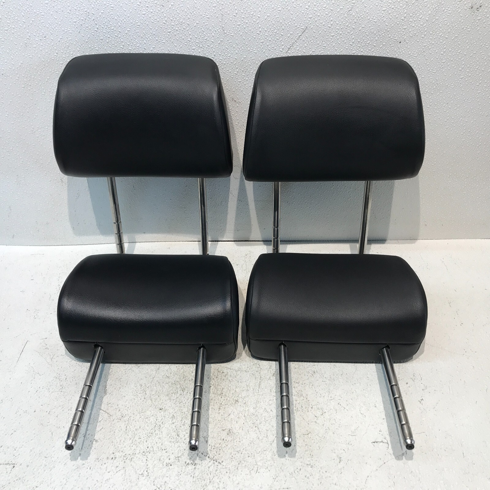 2003-2010 Volkswagen Beetle Front Left Right Rear Seat Head Rest Leather Set OEM