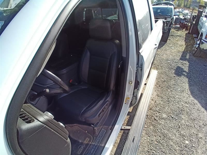 Chassis ECM Communication Right Hand Kick Panel Onstar Fits 20-22 CANYON