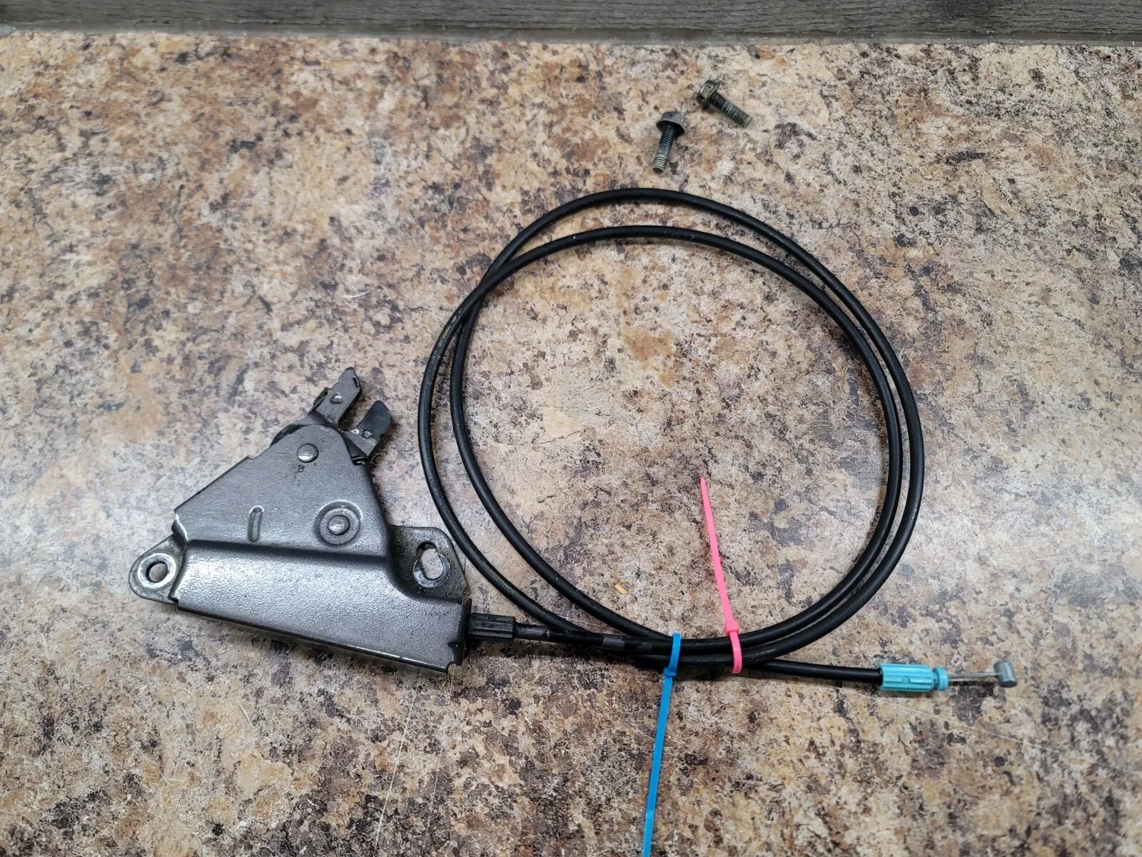 2011 – 2020 TOYOTA SIENNA REAR LEFT PASSE SLIDE DOOR LOCK LATCH CHECK CABLE OEM