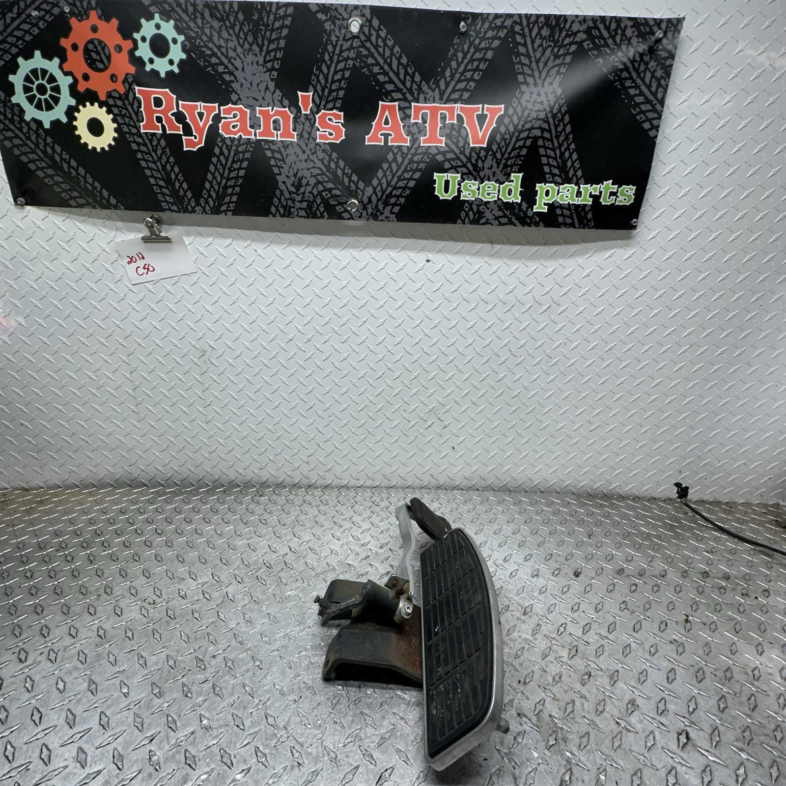 2012 Suzuki Boulevard C50 VL800 Driver Right Floorboard W/ Brake Pedal