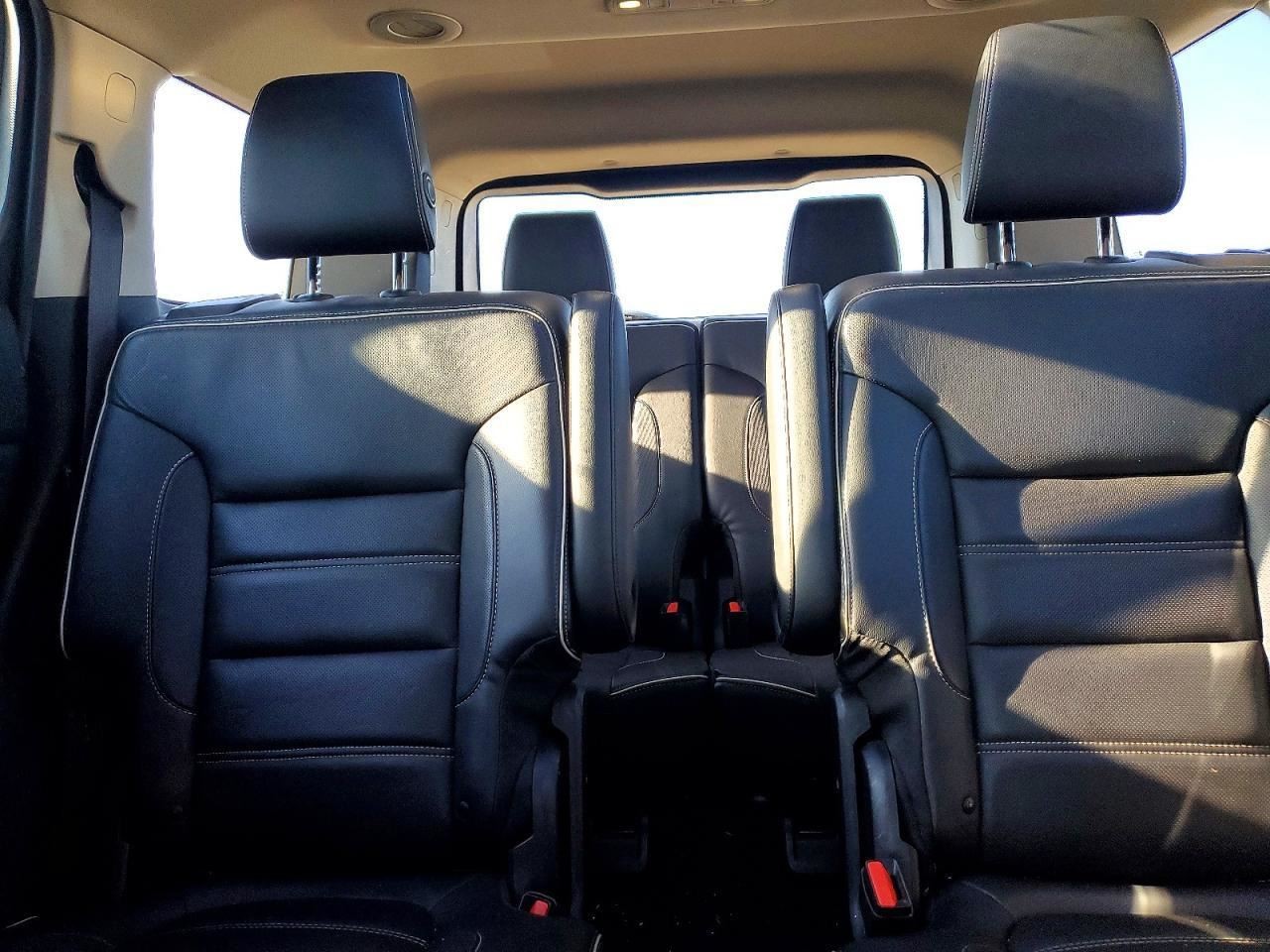 Driver Left Air Bag Driver Knee Fits 17-25 XT5 2642180