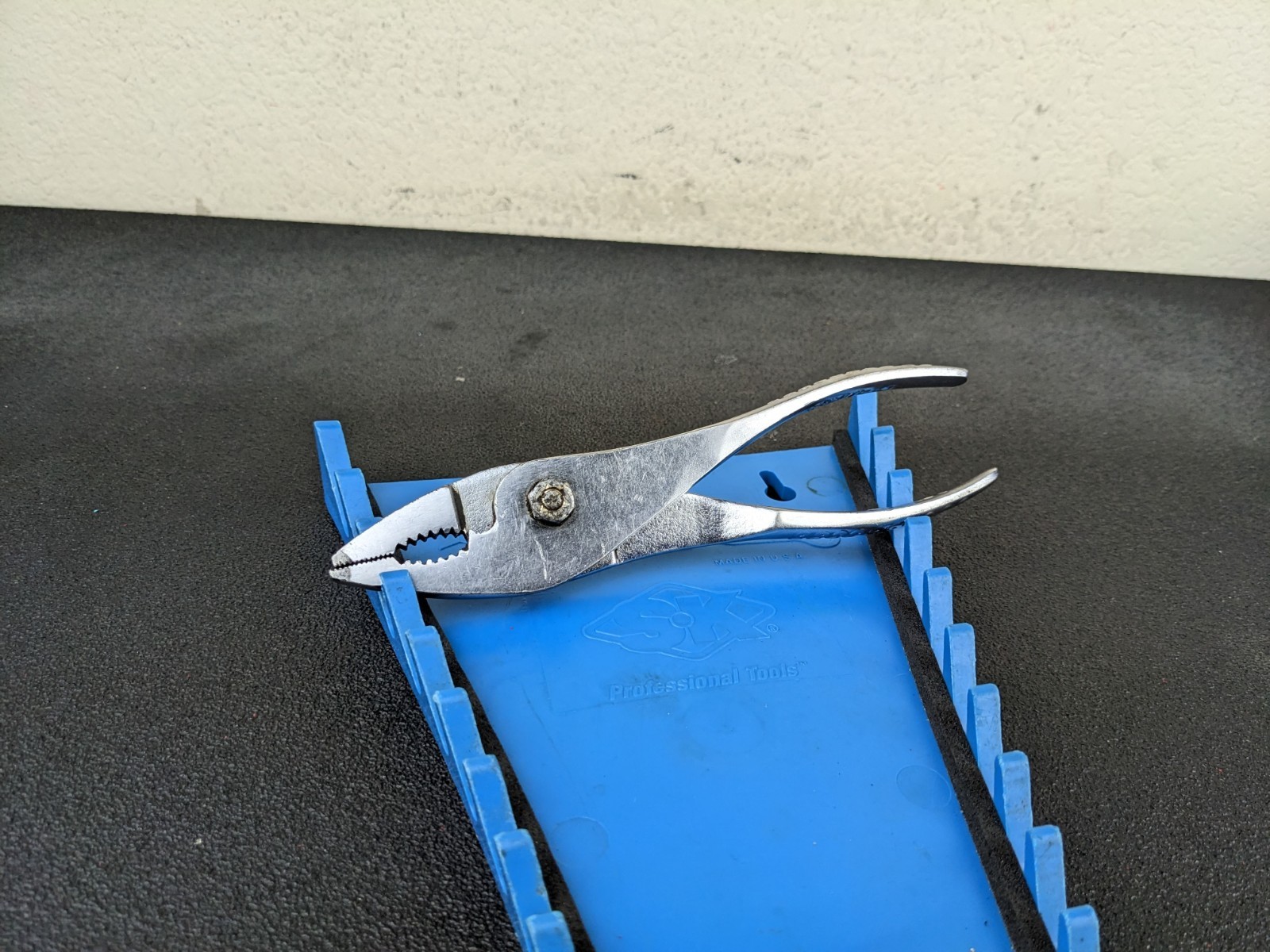 #bp294 Snap On Tools USA Vintage Slip Joint Pliers #47 with Vacuum Grip