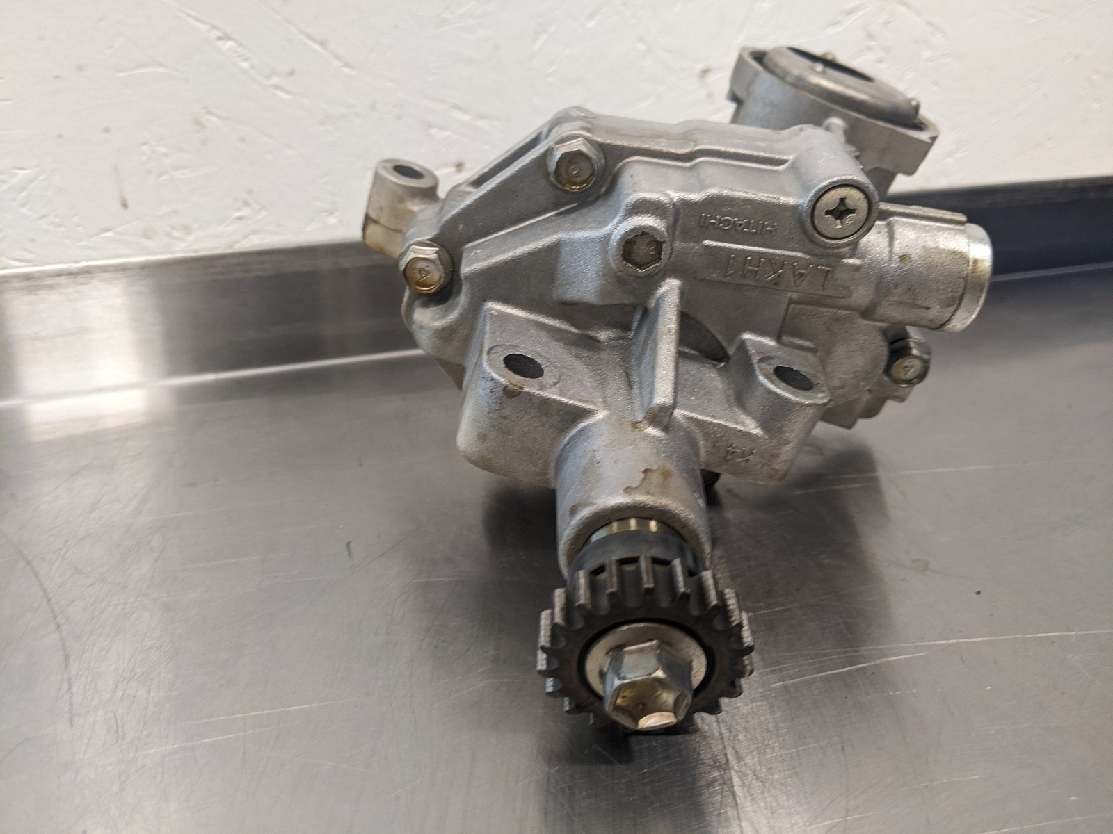 Engine Oil Pump For 09-10 Nissan Cube 1.8