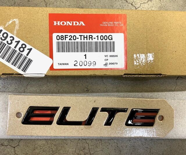 Genuine Honda Black Emblem – Elite – Gloss Black 08F20-THR-100G