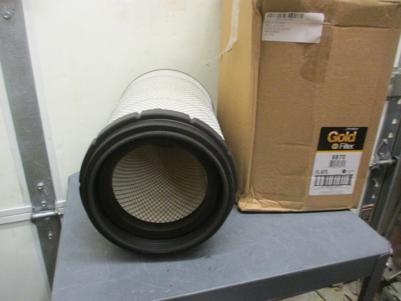 OEM Genuine WIX 46870 Air Filter NAPA 6870