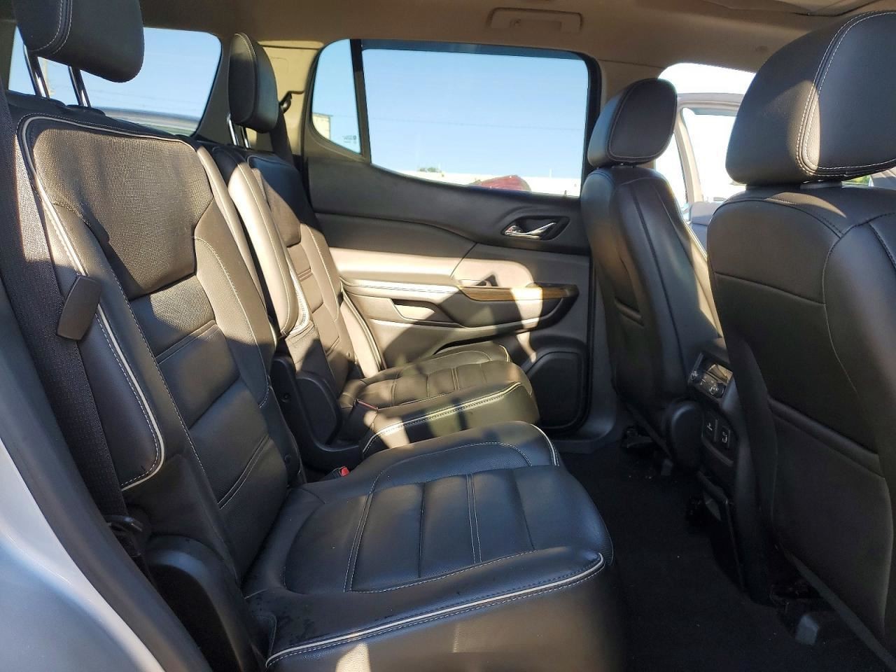 Driver Left Air Bag Driver Knee Fits 17-25 XT5 2642180