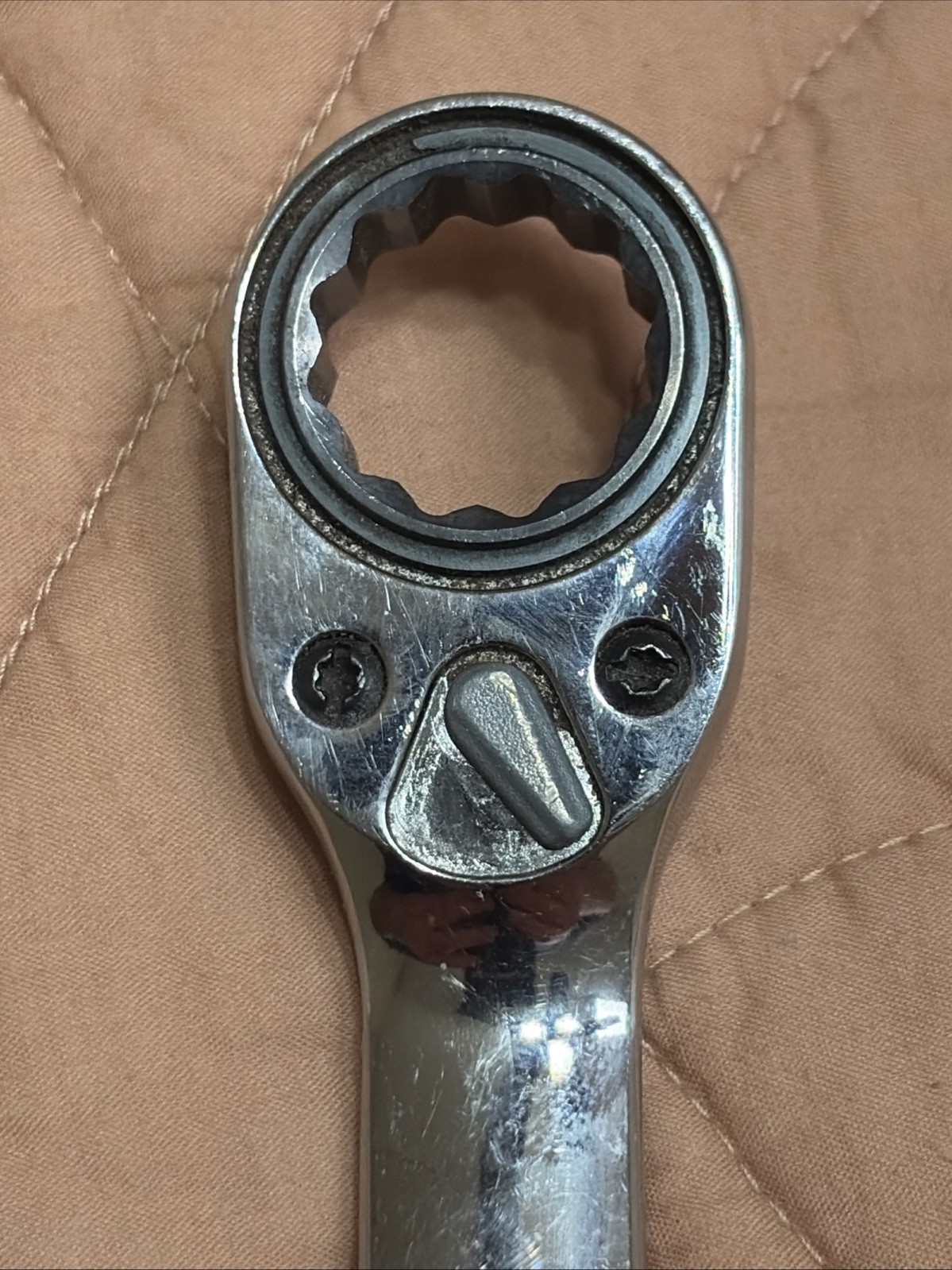 Snap-On USA 19mm Flank Drive Plus Reversible Ratcheting Wrench SOXRRM19