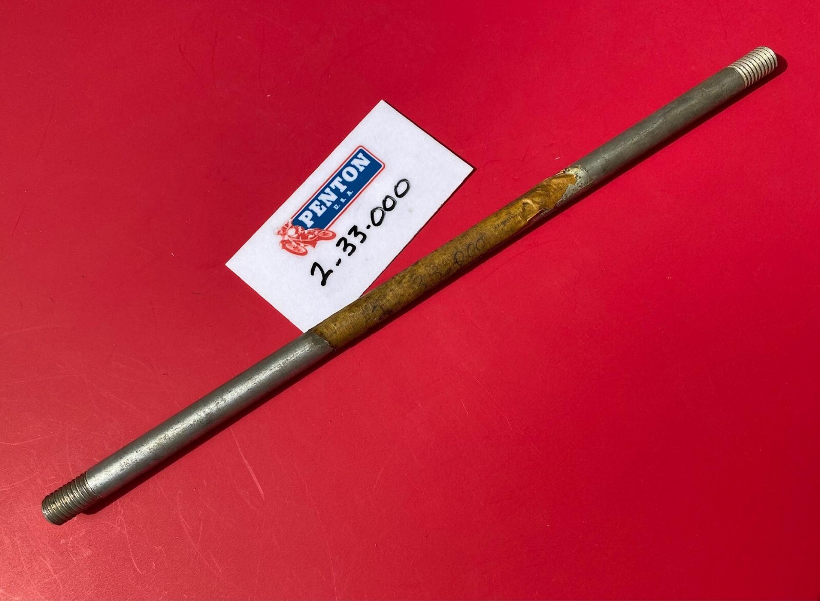 PENTON • NOS OEM 2-33.000 Foot Peg Bolt 68 69 70 71 100 Berkshire 125 Six-Day