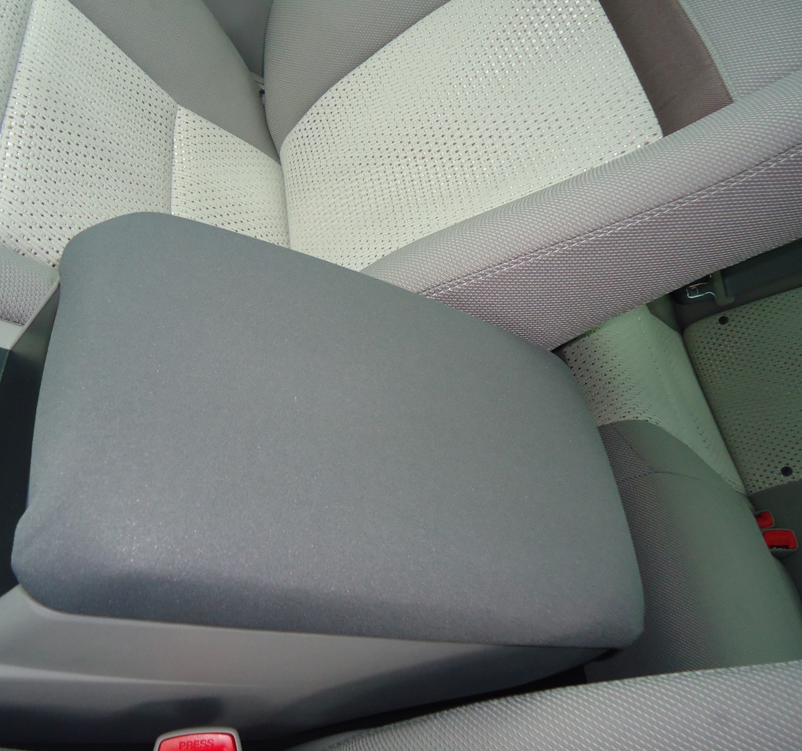 Neoprene Center Armrest Cover (Console Lid Cover) Made in USA D3NEO Gray
