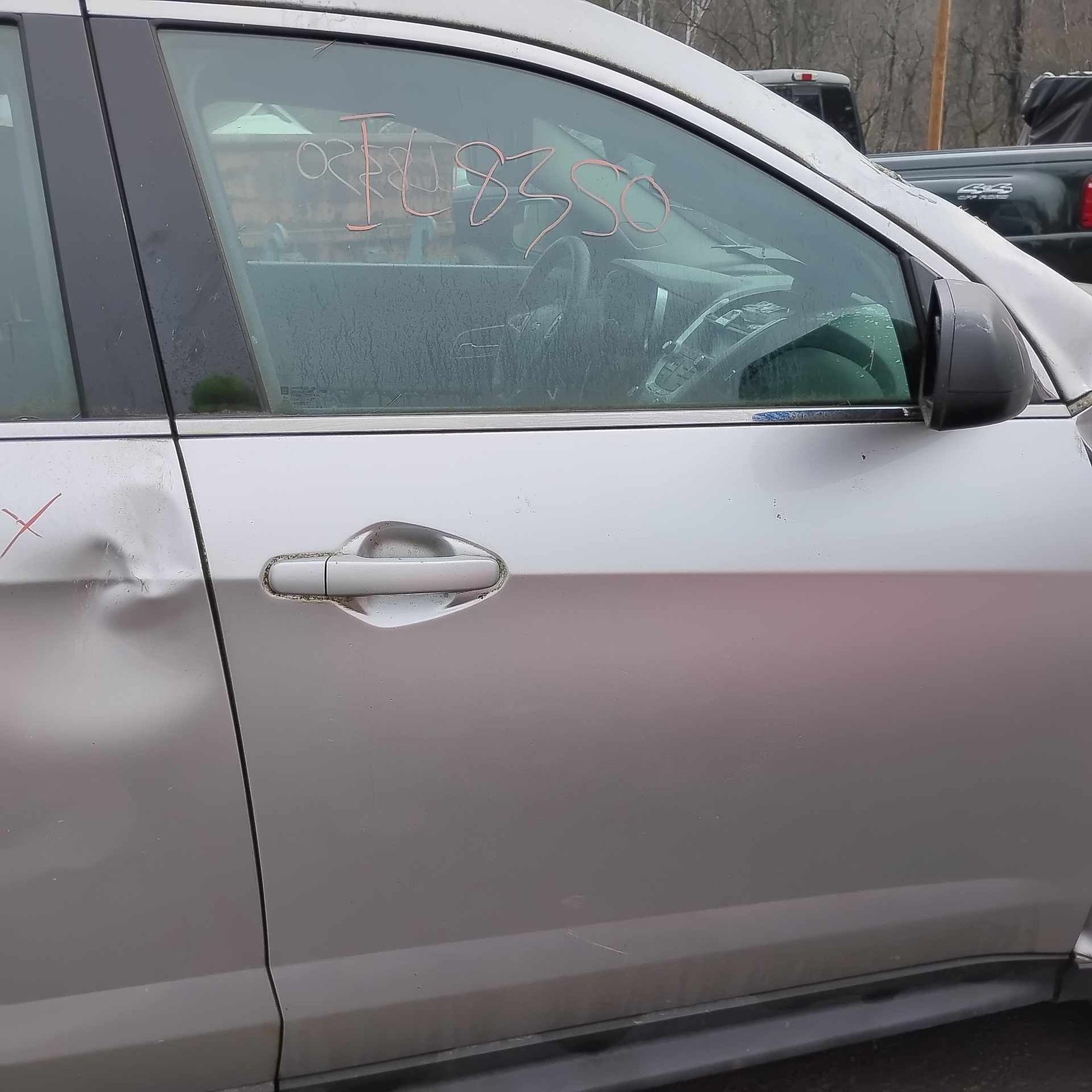(LOCAL PICKUP ONLY) Front Door CHEVY EQUINOX Right 10 11 12 13 14 15 16 17