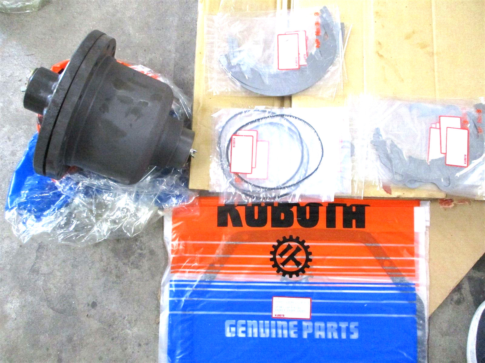 90231-11100 GENUINE KUBOTA NON SLIP LOCKING DIFFERENTIAL KIT R410 68871-24200