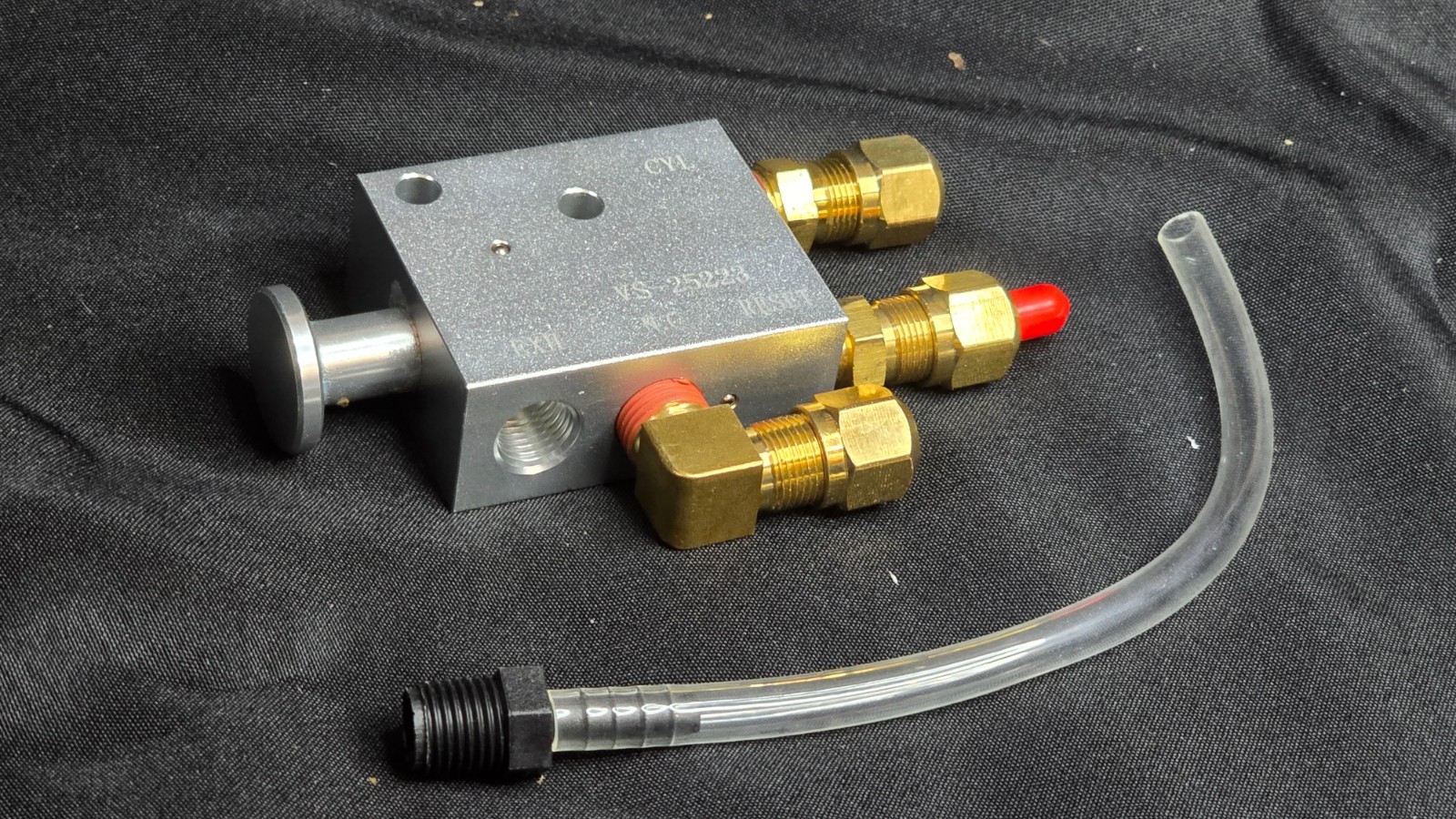 3-Way Auto Reset Trailer Brake Valve Quik-Draw For Hendrickson VS-25223 VS-25224