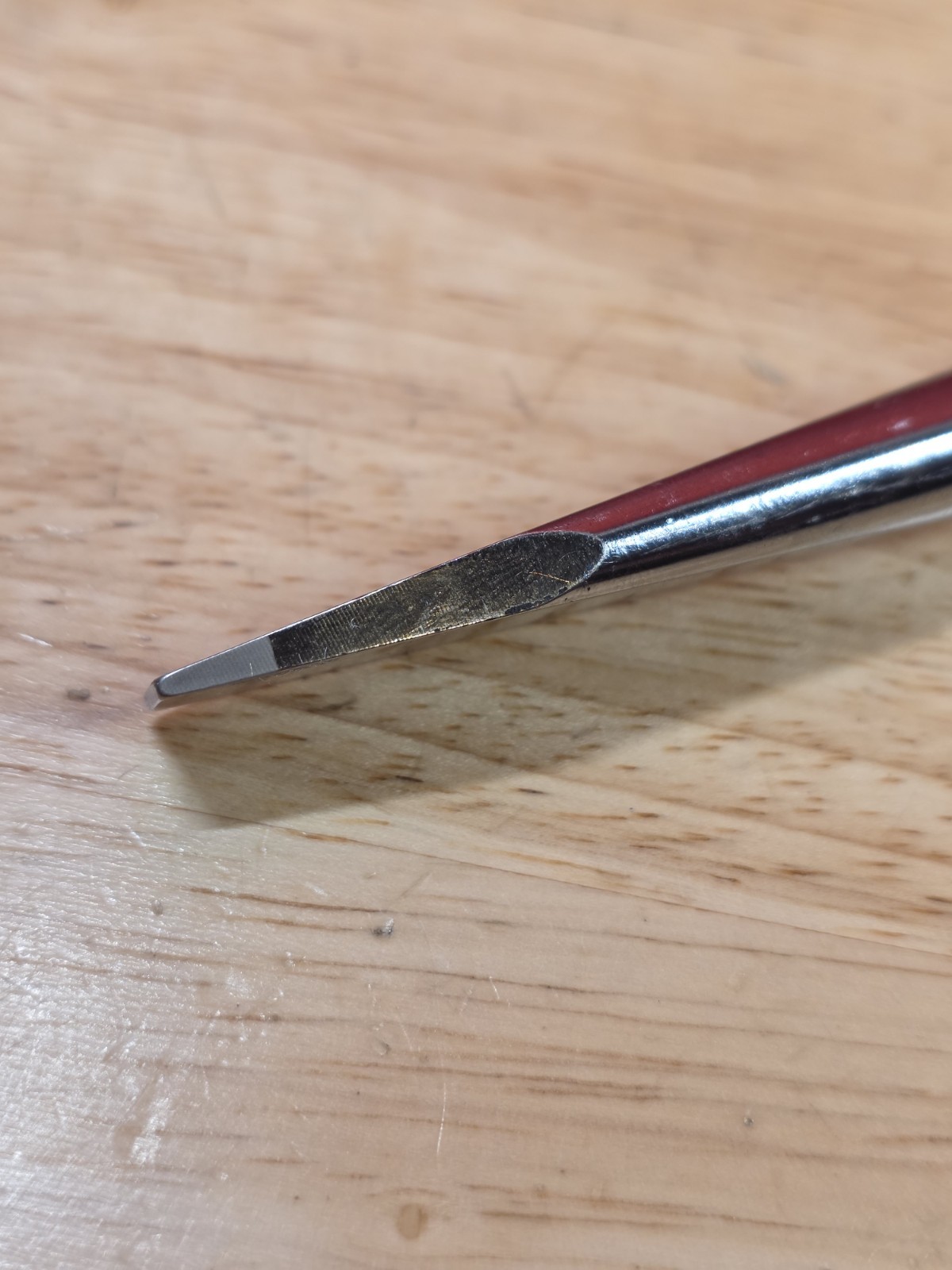 Snap-on Tools SGD6B 5/16″ Tip Flat Slotted Head Screwdriver W/ Red Handle