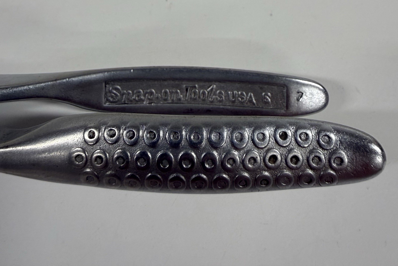 Snap On Tools USA Vacuum Grip 7-1/2″ Pliers No 137 Nice