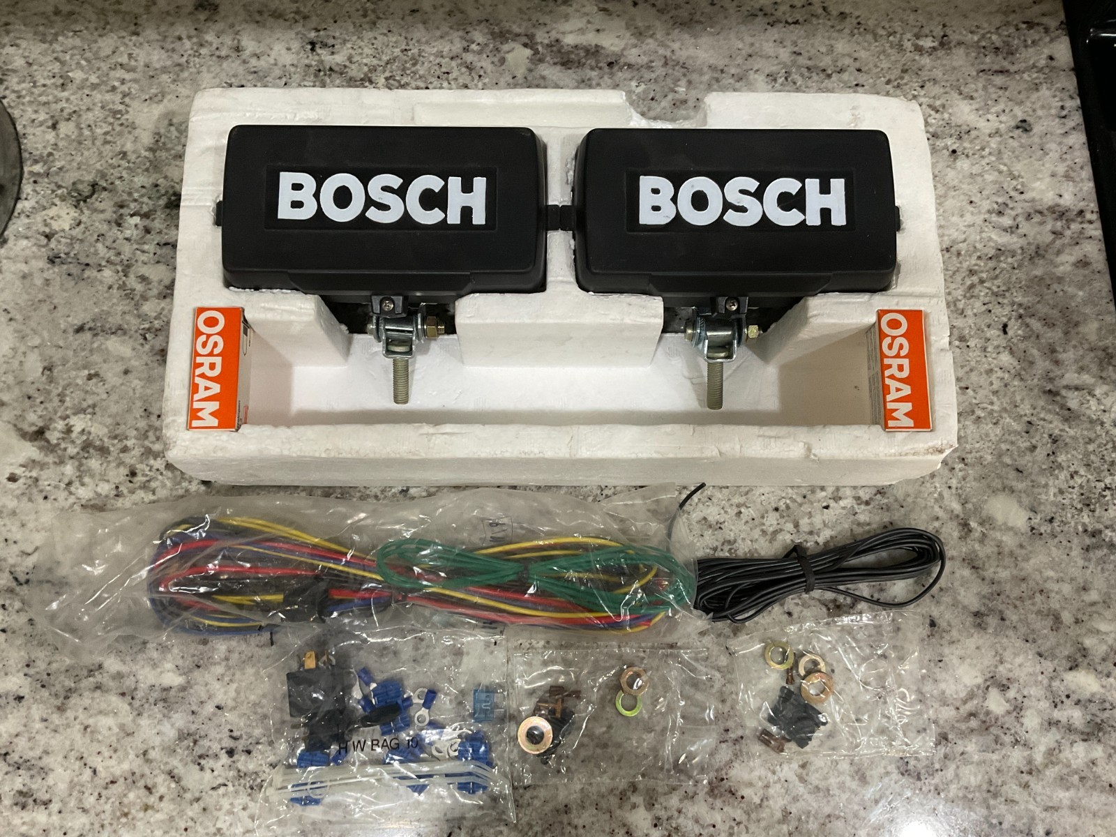 NOS BOSCH Rectangle Halogen Clear FOG LIGHTS Lamp W/COVERS PORSCHE AUDI VW 8328