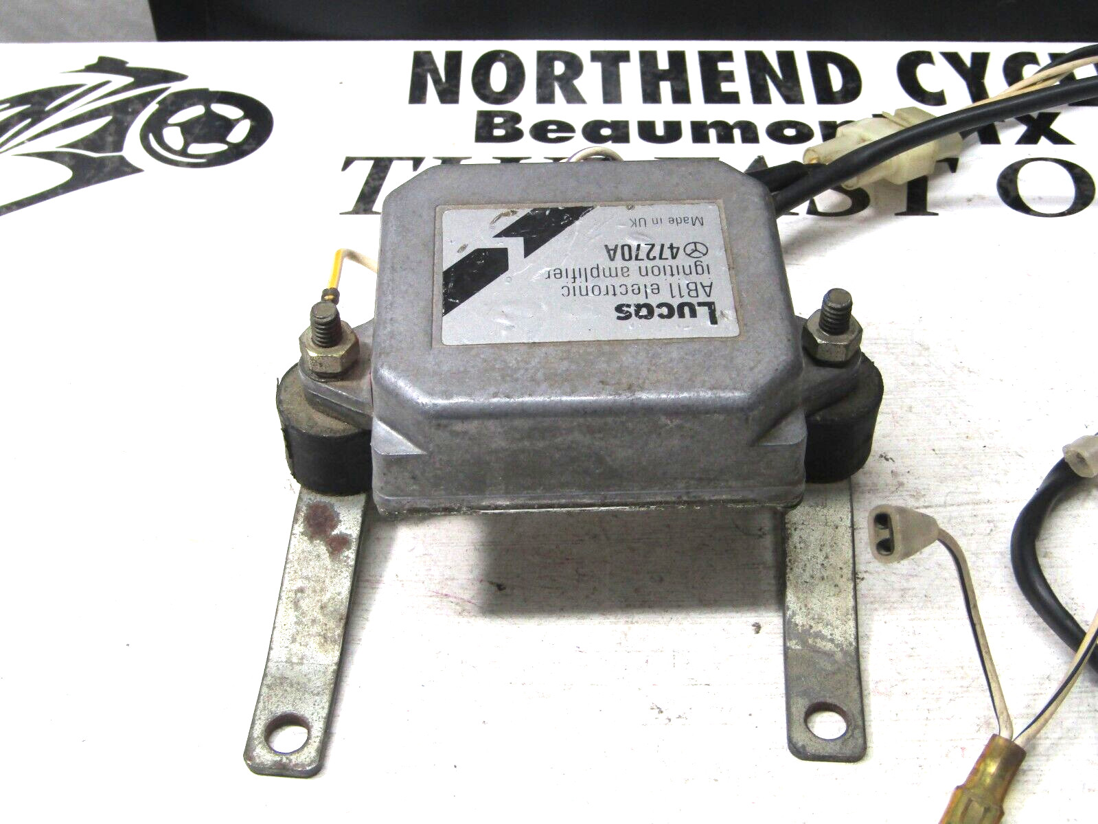 79 Triumph Lucas Electronic Ignition Amplifier Unit CDI Box 47270A AB11 #953