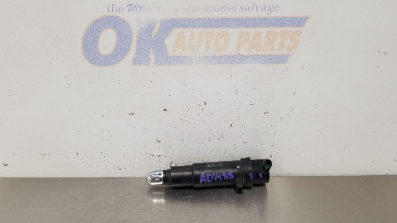 08 PORSCHE CAYMAN S 987 HEADLIGHT LAMP WASHER RIGHT PASSENGER