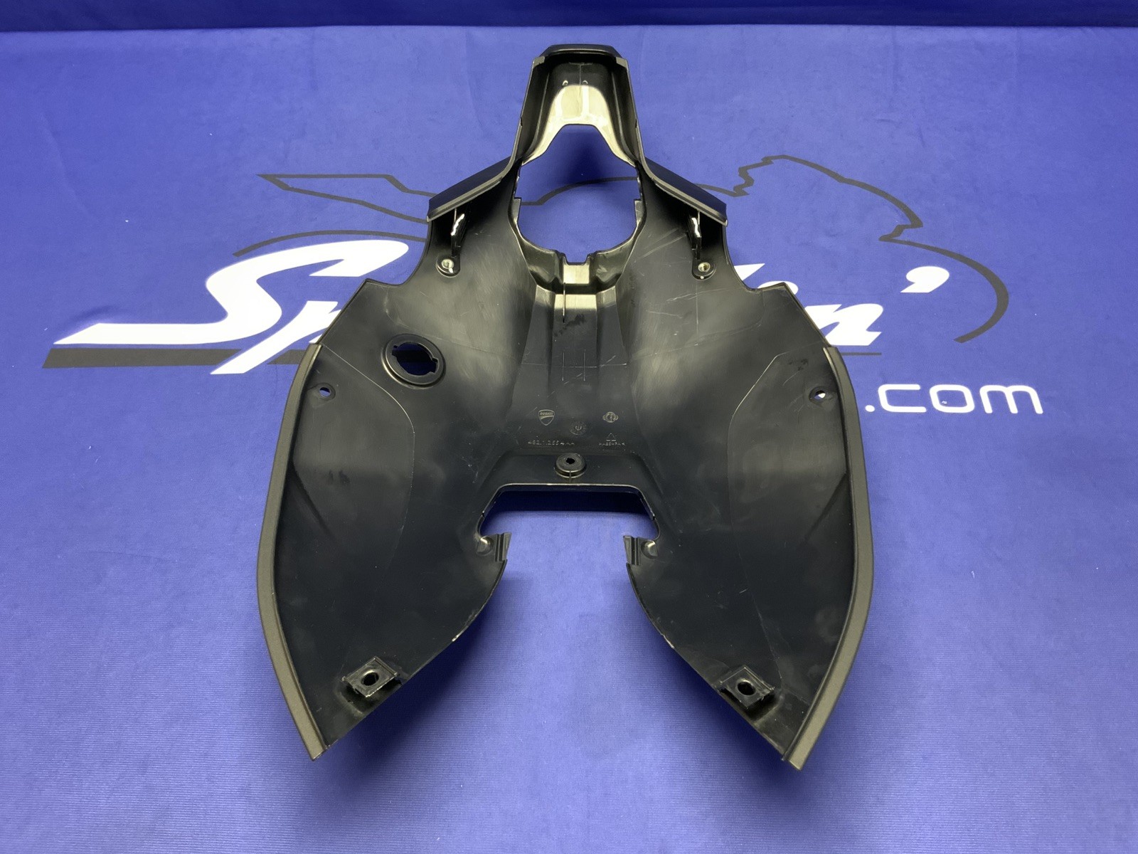 Ducati Lower Tail Cover Panigale V2/Troy Bayliss Ed. 2022-2025 OEM 48212654AA