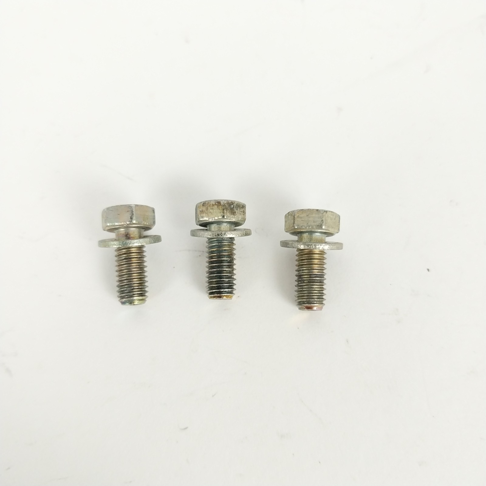 BMW E12 E23 E24 E28 E30 E32 E36 E38 E39 E46 M5x12 Hex Bolt x3 07119905138