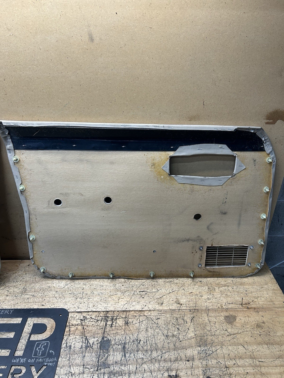 84-96 Jeep Cherokee XJ 4D Comanche MJ Tan Front Door Panel Set Manual Windows