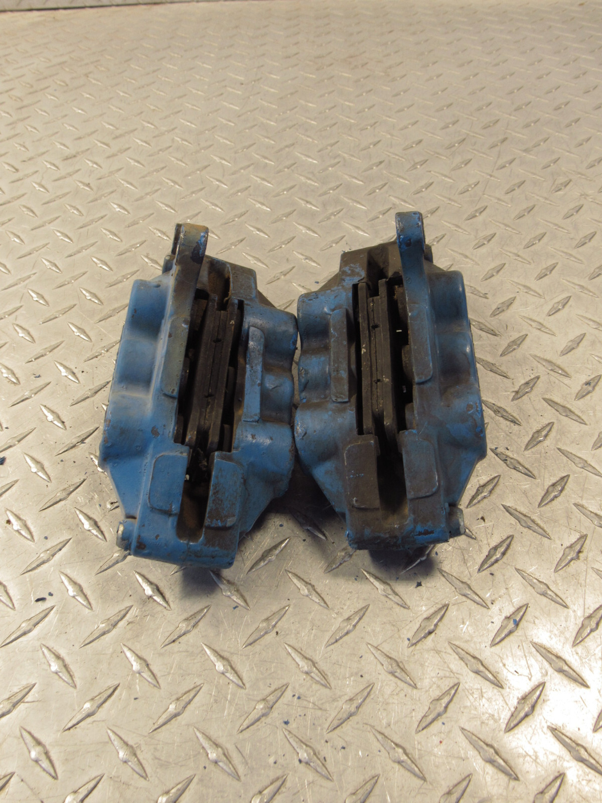 1997 97 KAWASAKI ZX750P ZX 750P 750 ZX7R NINJA FRONT BRAKE CALIPERS