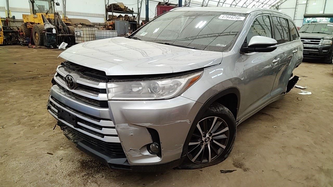 COMPLETE Console Front Floor Fits 17-19 HIGHLANDER 7135824
