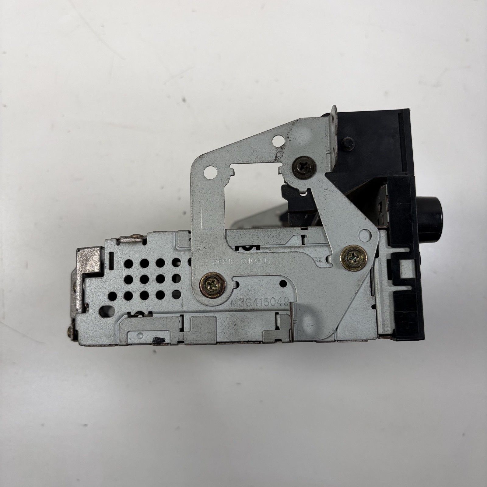 02-04 Toyota Tacoma Radio Tuner AM FM Tape 86120-AD030 OEM