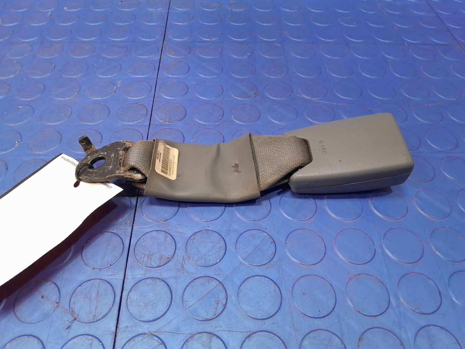 09-14 Ford F-150 Front Center Seat Belt Buckle Gray Genuine OEM BL3Z15611B70AC