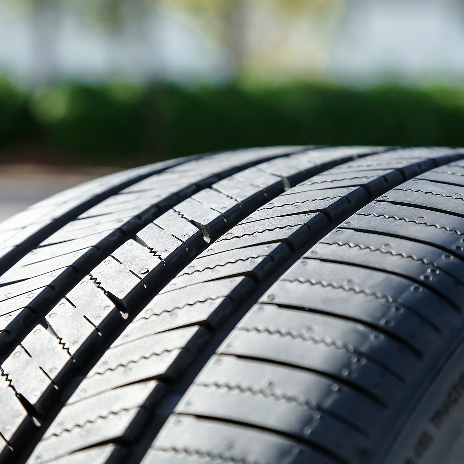 4 Arisun Aggressor ZS03 255/45ZR20 255/45R20 105W XL AS A/S High Performance