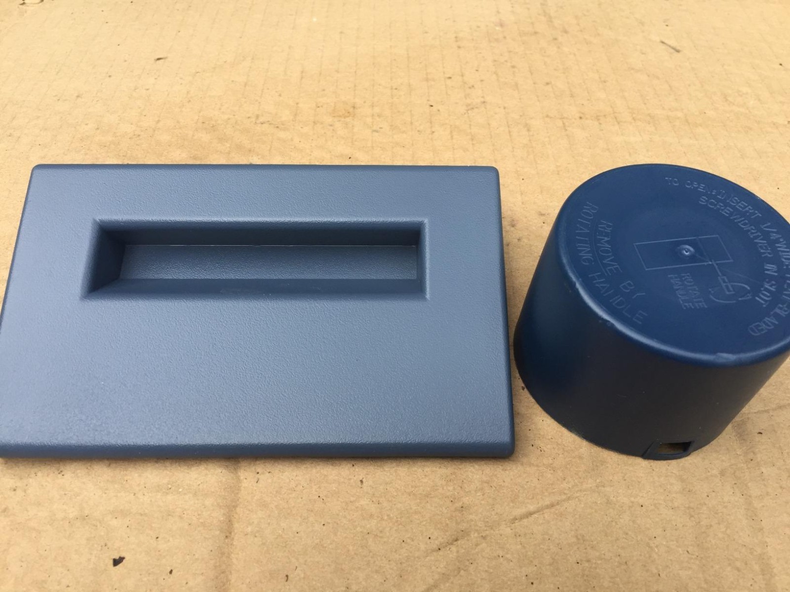 Medium Blue Vinyl Leather Plastic Fabric Spray Paint Interior Restore Coating