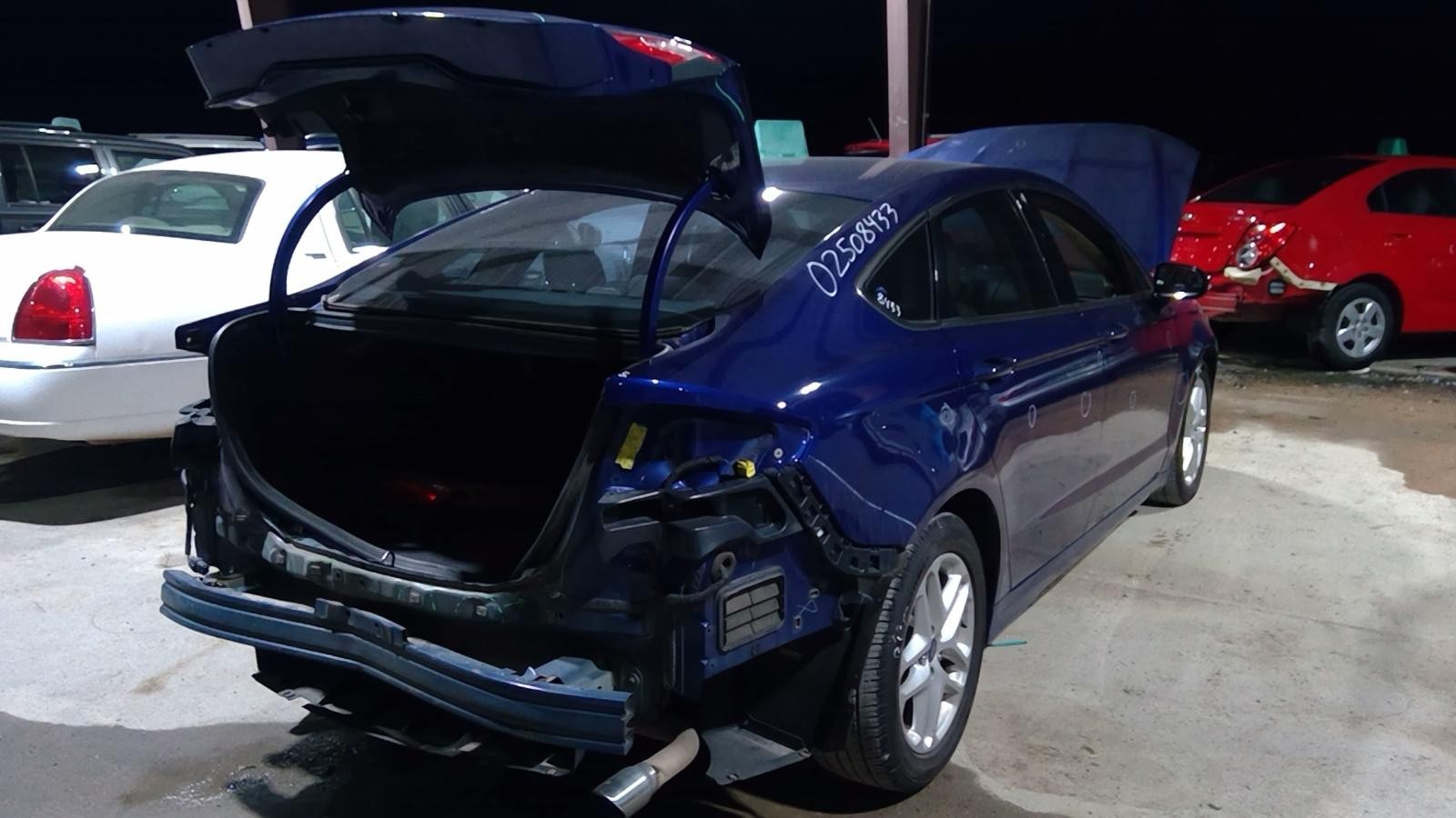 Used Rear Right Door Assembly Rear Side fits: 2015 Ford Fusion Rear Right Grade