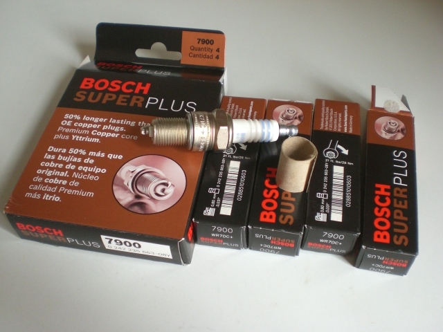Set of 4 Bosch Super Plus 7900 Copper Yttrium WR7DC+ Car Truck Auto Spark Plugs