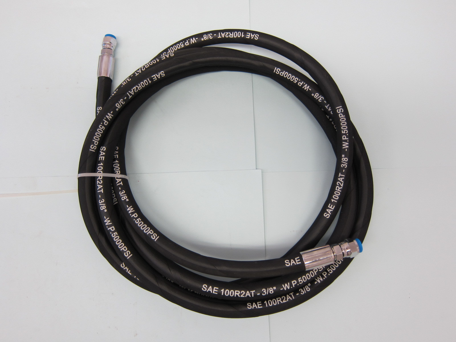Lowrider Hydraulics hose 3/8″, 15ft, 5000 psi, chrome ends, 2 pack